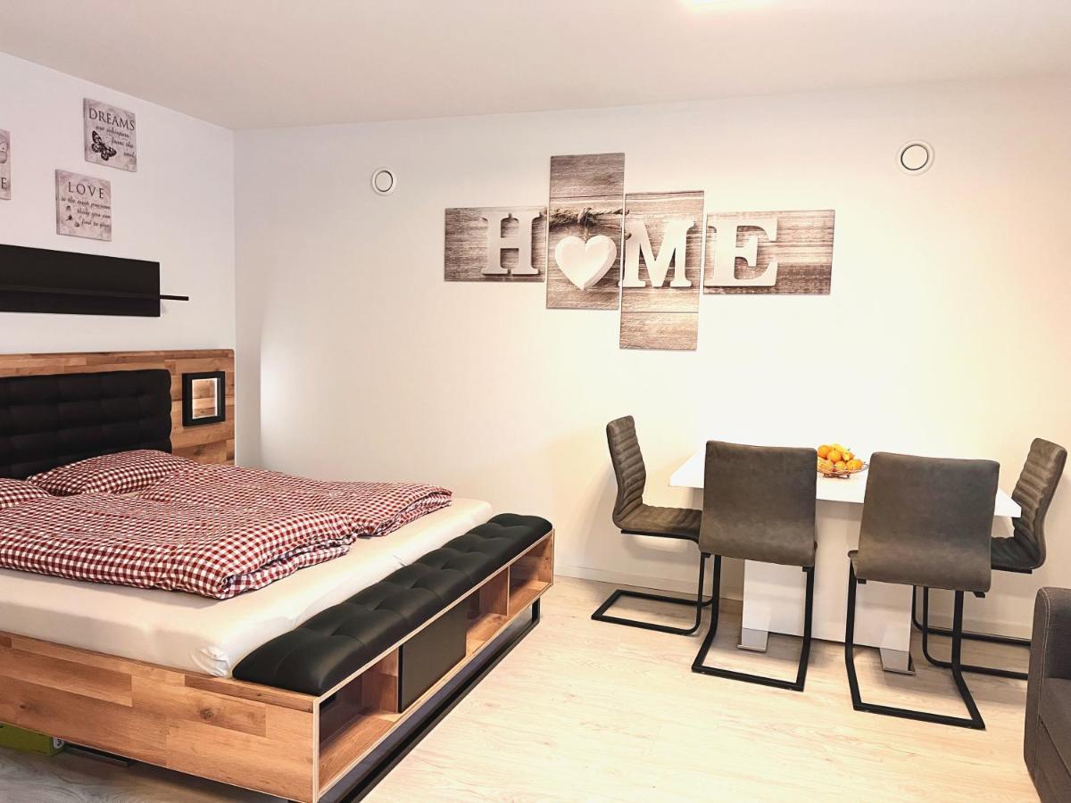 Ferienwohnung Brochenzell - Nahe Ravensburger Spieleland Meckenbeuren Bagian luar foto